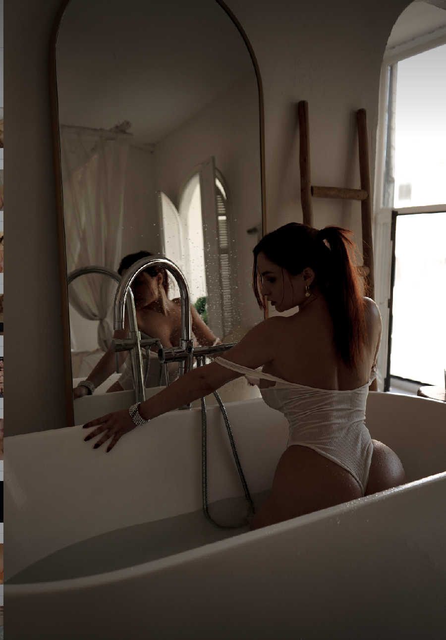 A playful frame from Miranda Faith nude — online in Naucalpan de Juarez