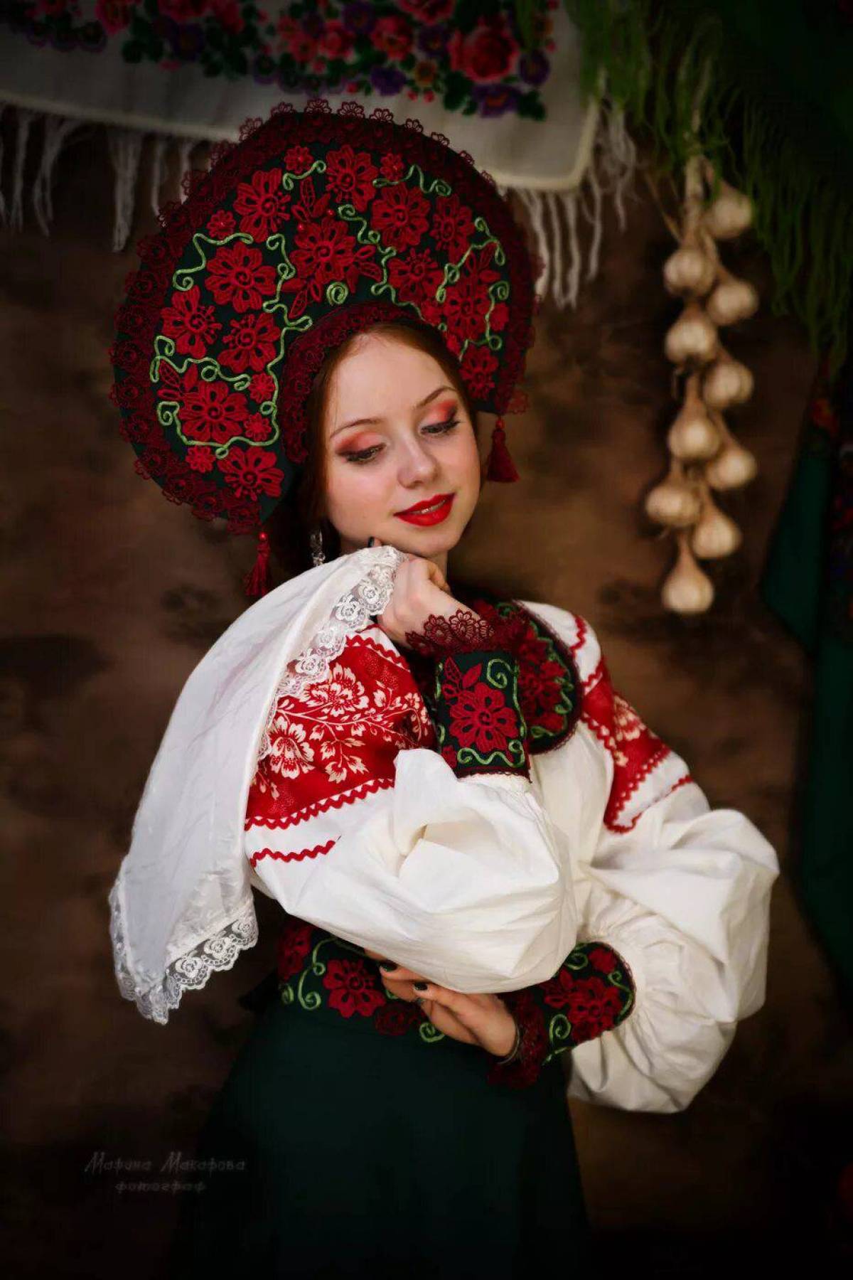 Women in Slavic costumes underwear in Naucalpan de Juarez