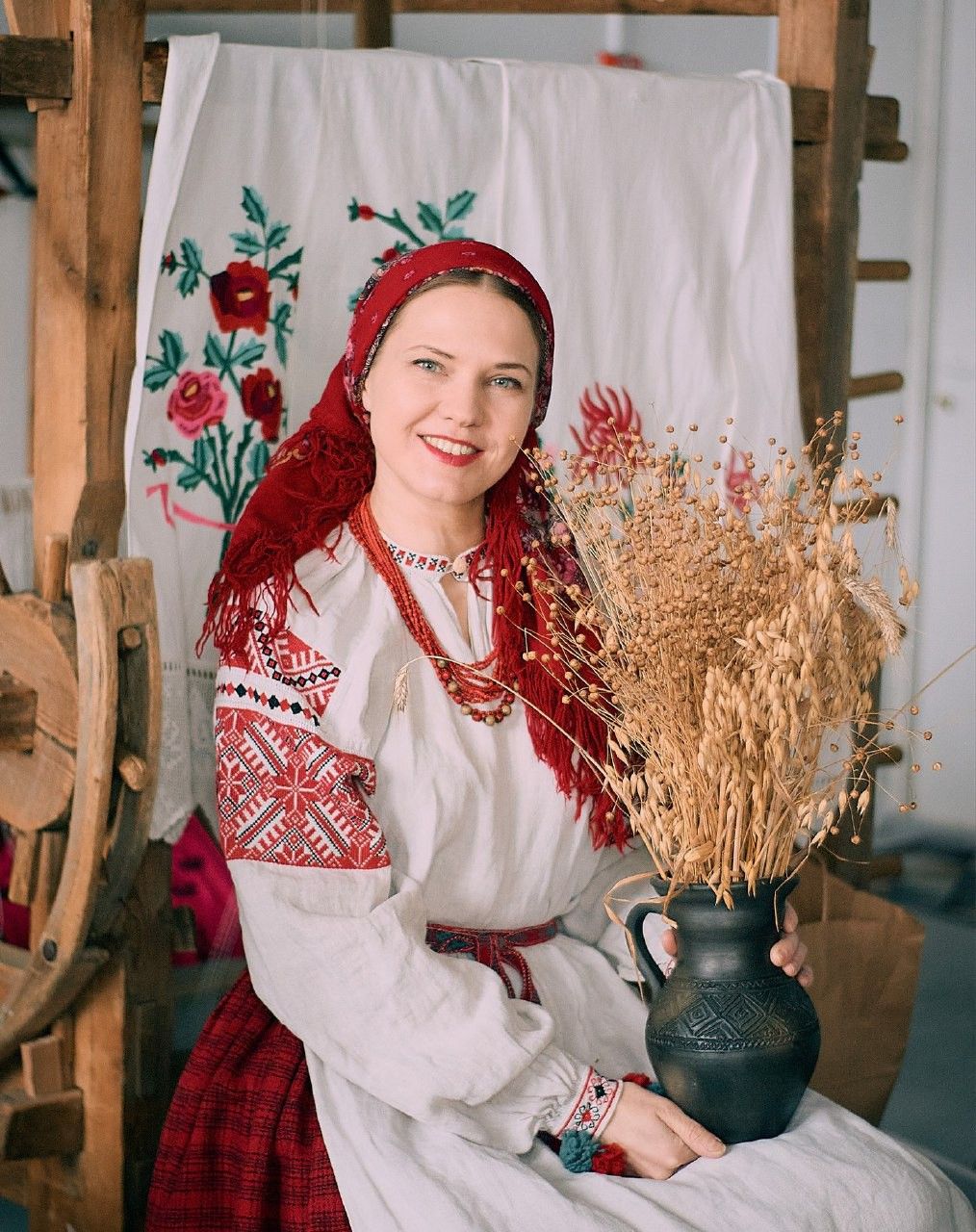 Women in Slavic costumes in Naucalpan de Juarez